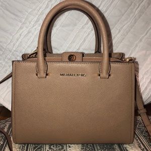MK purse